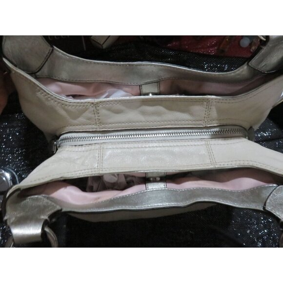 Coach 2012 Lynn Soho Cream Leather with Metallic Silver Trimmed Hobo Handbag - Picture 8 of 12